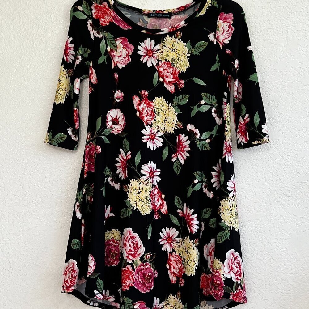Betsy Red Couture Black w Large Floral Print A‎ Line Stretch Pockets Size S